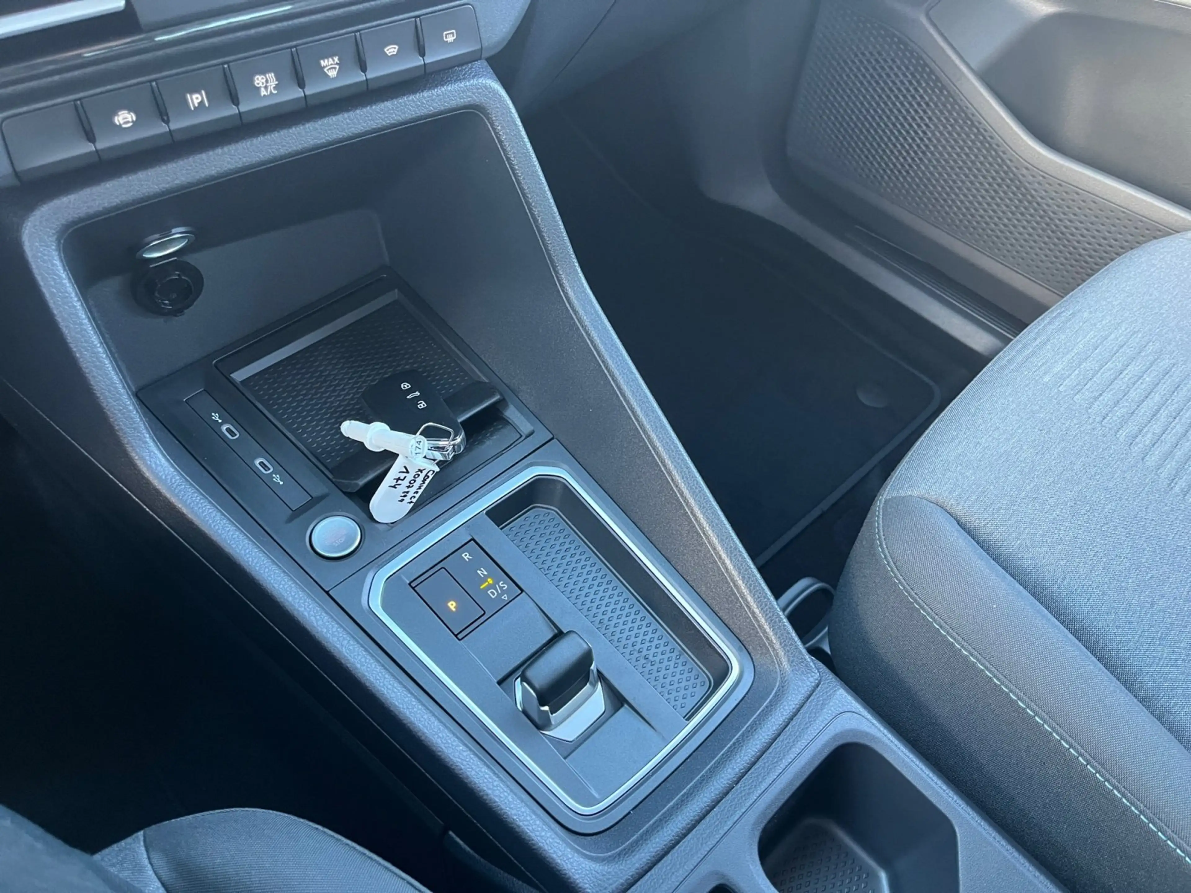 Ford Grand Tourneo Connect Active AHK Abnehmbar — photo 9