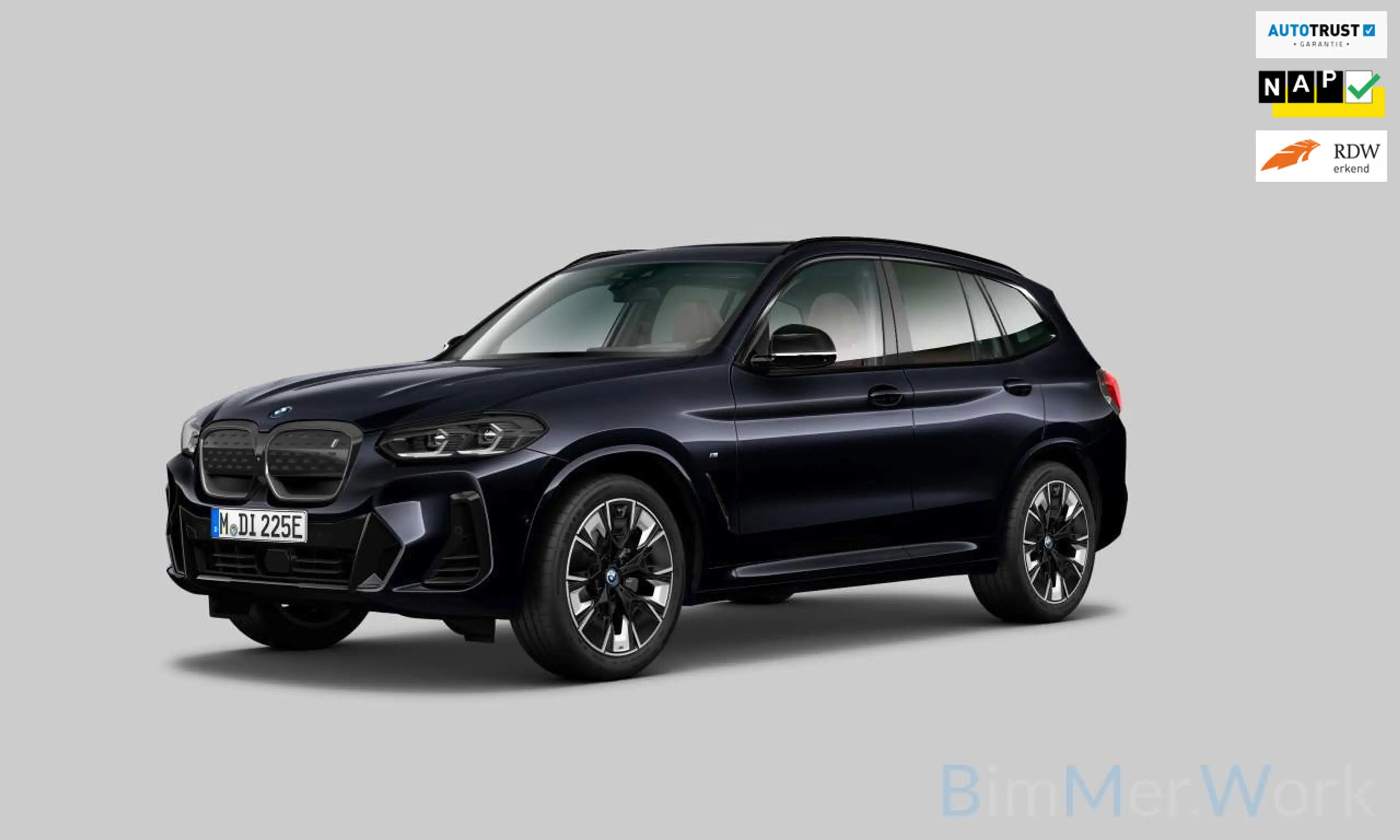 BMW iX3 High Executive 80 kWh M-SPORT SOH 93,7% l PANO l T