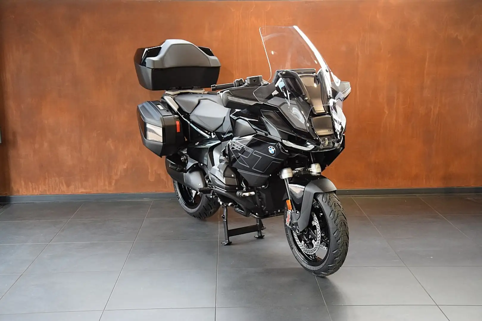 BMW R 1300 RT - 1