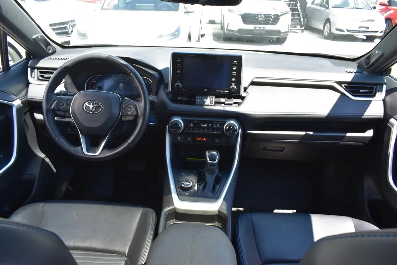 Toyota RAV 4 photo Toyota RAV 4