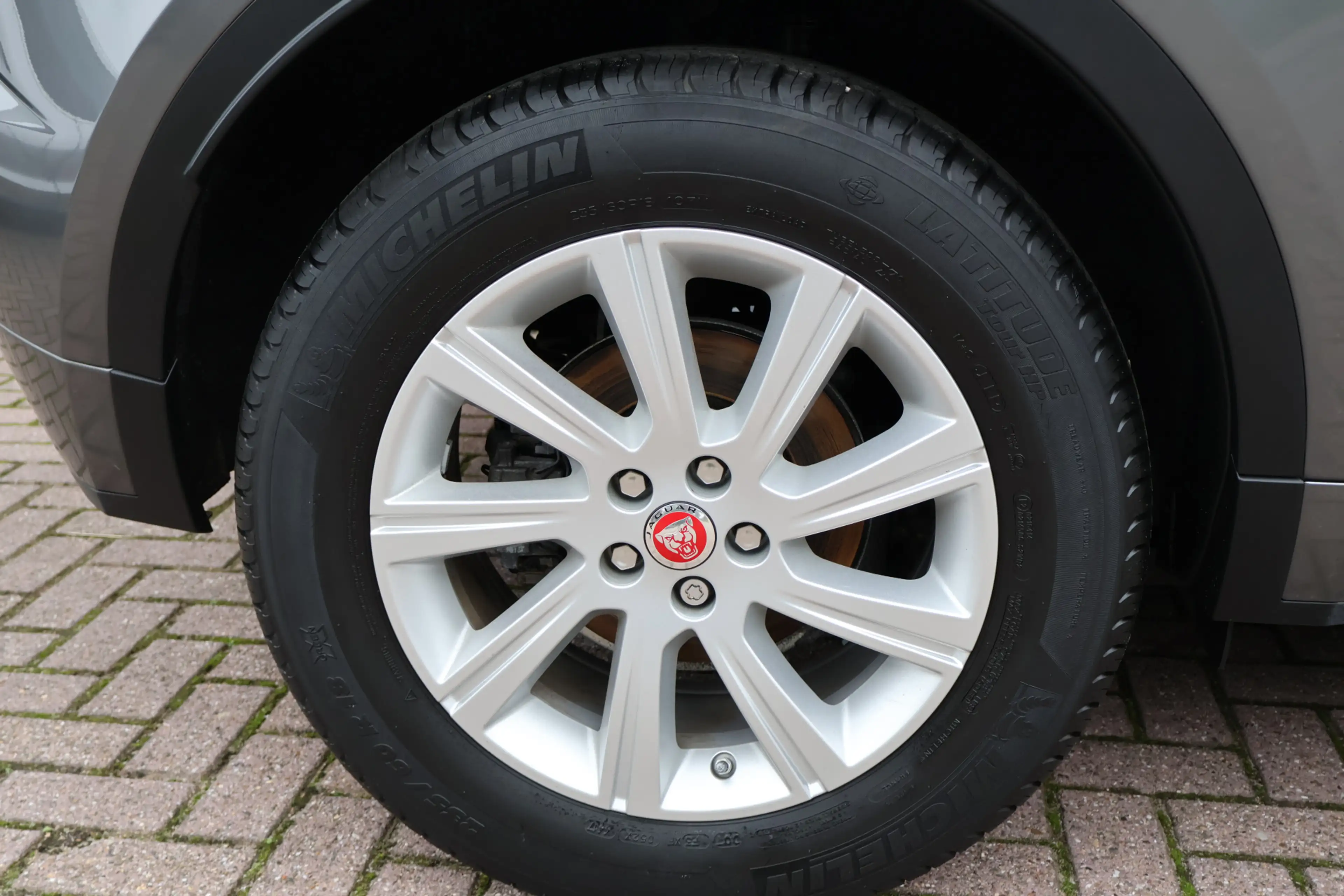 Jaguar E-Pace 2.0 D150 R-Dynamic | Origineel NL | Dealer Onderho — photo 26