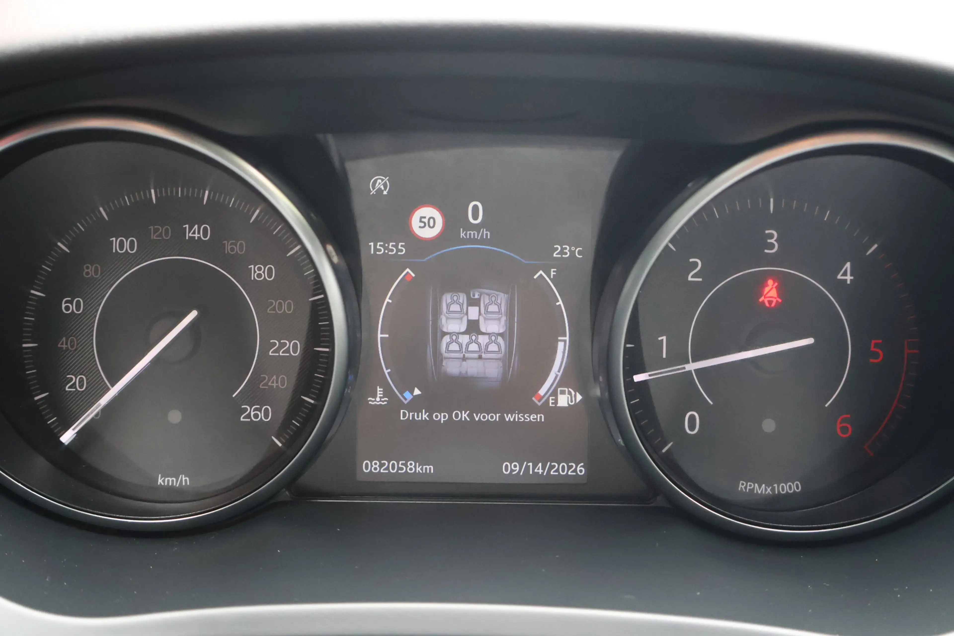 Jaguar E-Pace 2.0 D150 R-Dynamic | Origineel NL | Dealer Onderho — photo 11