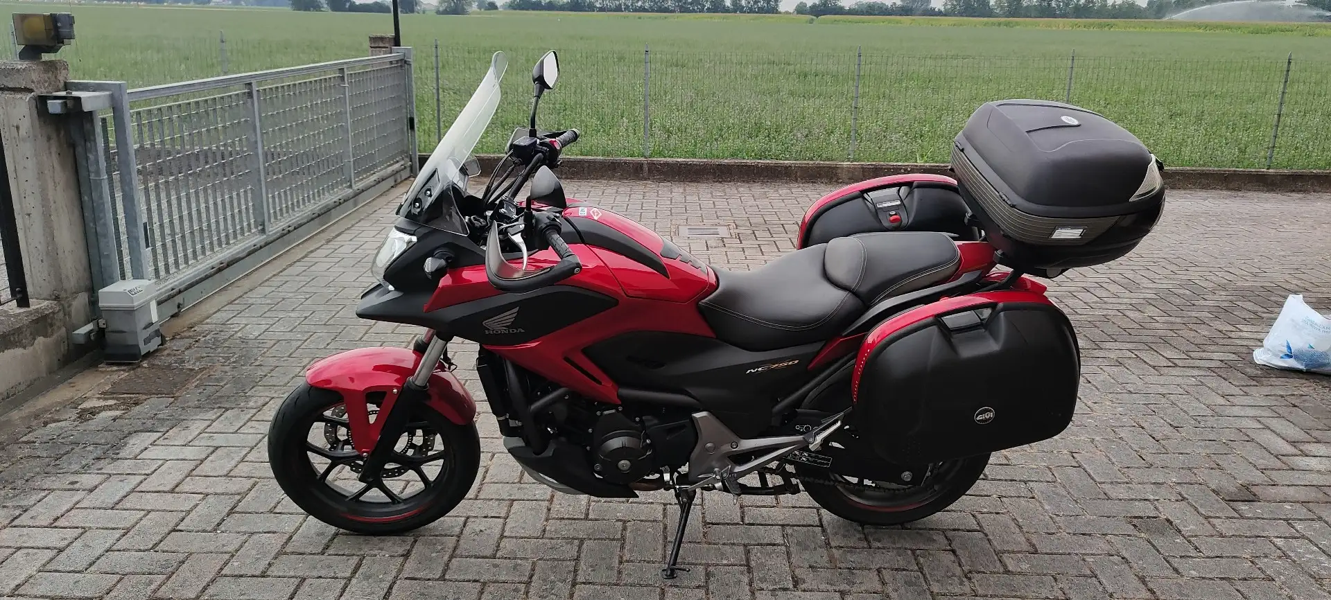 Honda NC 750 Червоний - 2