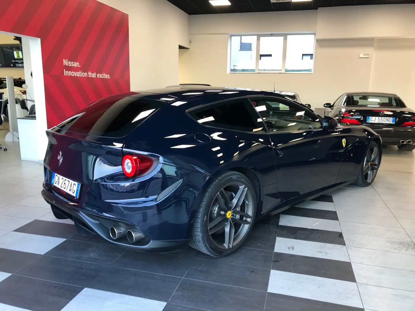 Ferrari FF FF 6.3 4rm dct Синій - 2