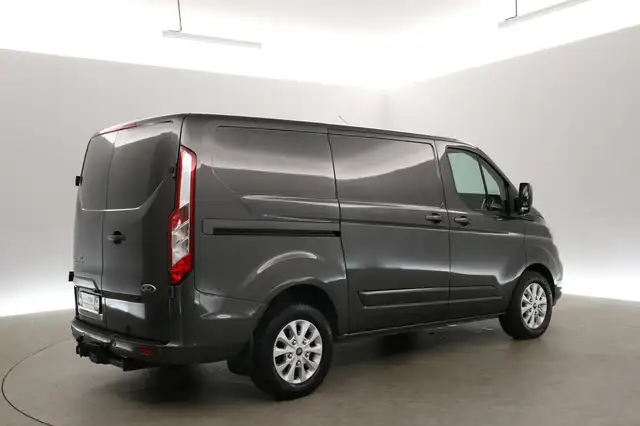 Ford Transit Custom view 25