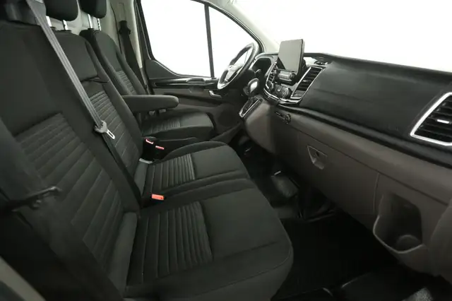 Ford Transit Custom view 21