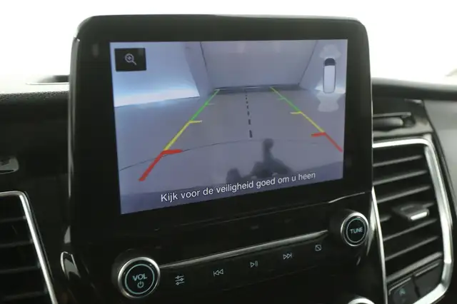 Ford Transit Custom view 12