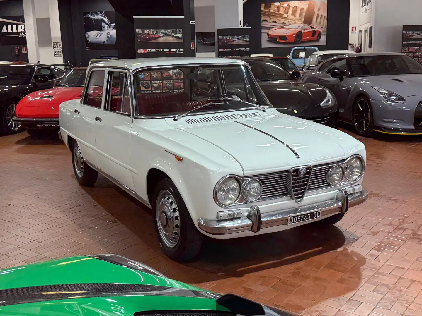 Alfa Romeo Giulia SUPER 1600 BOLLINO ORO -TARGA ORO ASI Blanc - 1