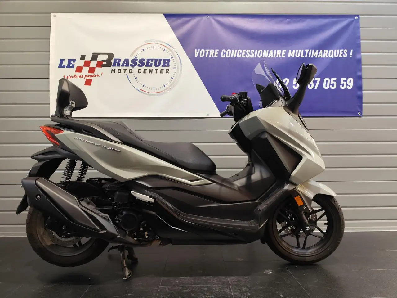 Honda Forza 350