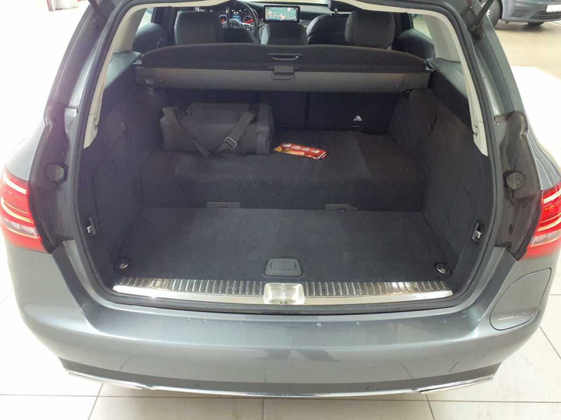 Mercedes-Benz C 300 e T 9G-TRONIC Exclusive Avantgarde — photo 8