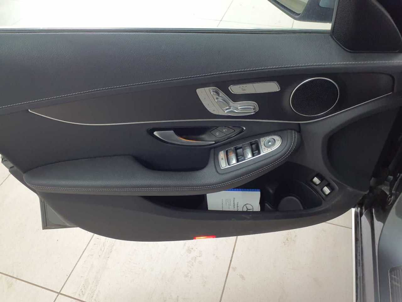Mercedes-Benz C 300 e T 9G-TRONIC Exclusive Avantgarde — photo 4
