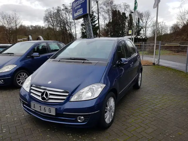 Mercedes-Benz A 160 ELEGANCE AUT TEMPO COMAND SHZ