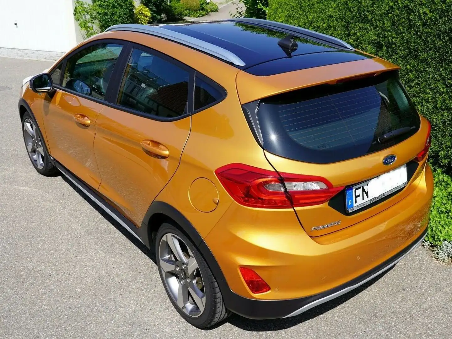Ford Fiesta Fiesta Active plus 1.0 ecoboost Giallo - 2