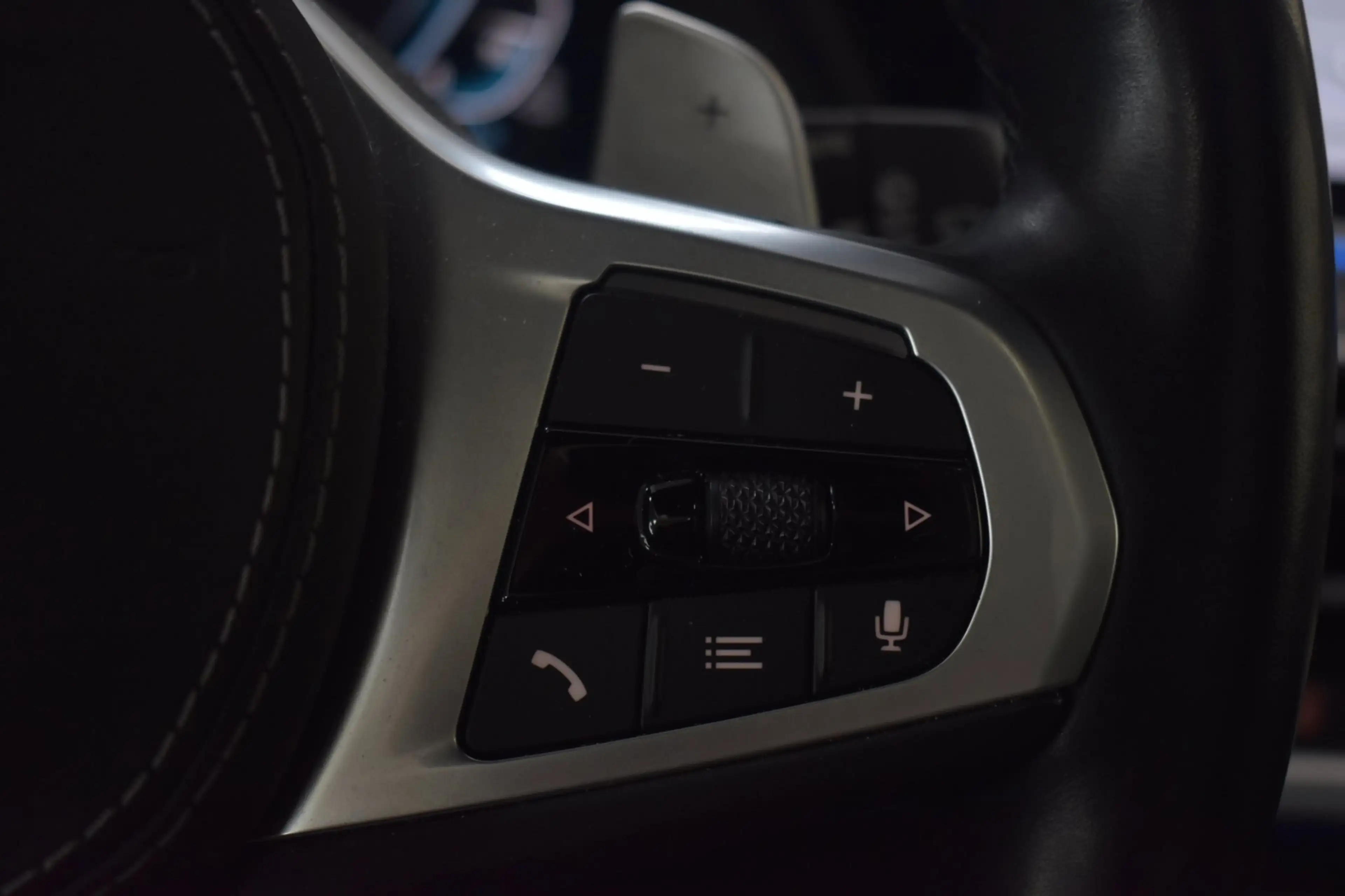 BMW X5 45e M-Sport xDrive 394pk | AKRAPOVIC | CRYSTAL POO — photo 23
