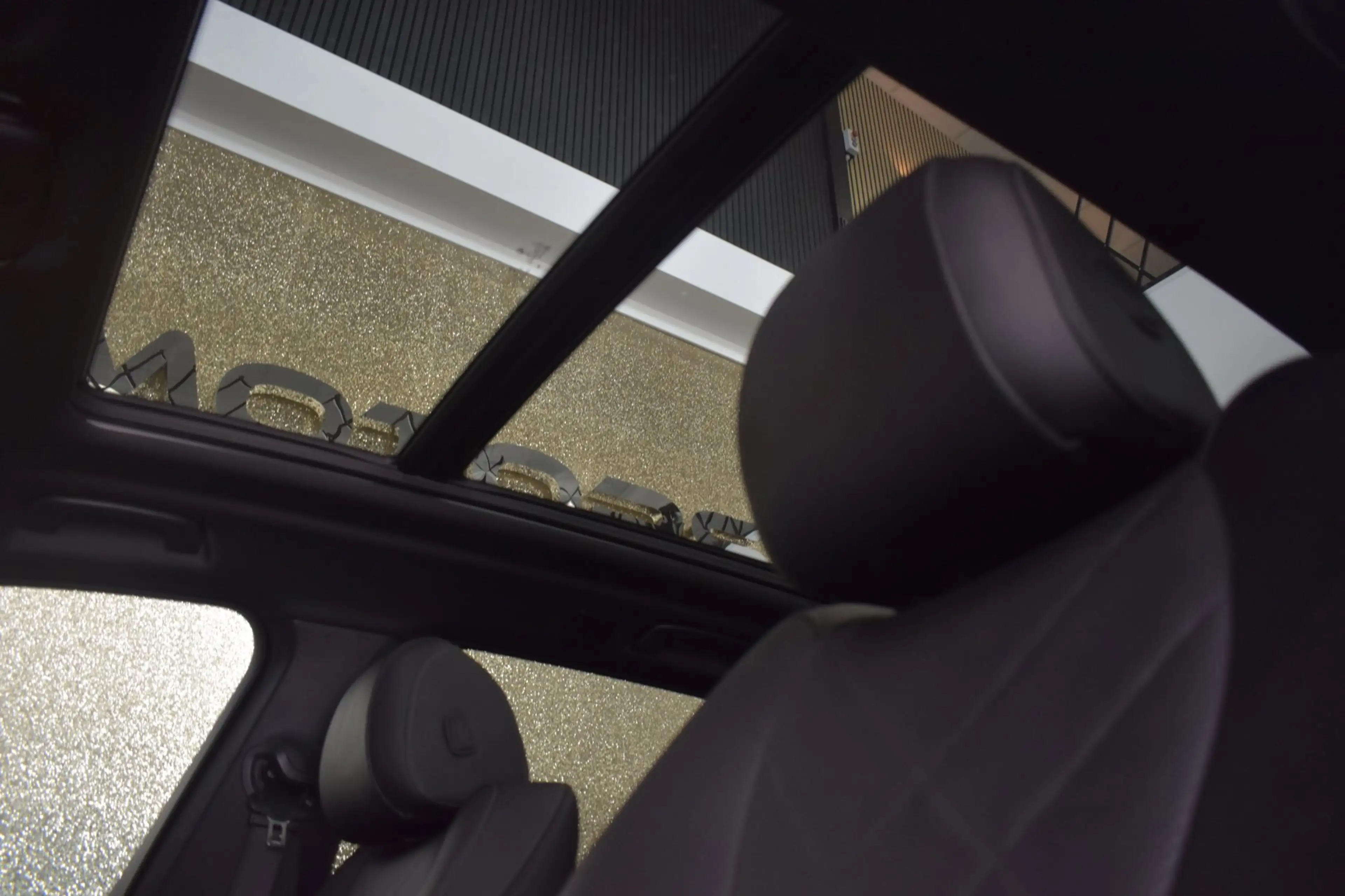 BMW X5 45e M-Sport xDrive 394pk | AKRAPOVIC | CRYSTAL POO — photo 5