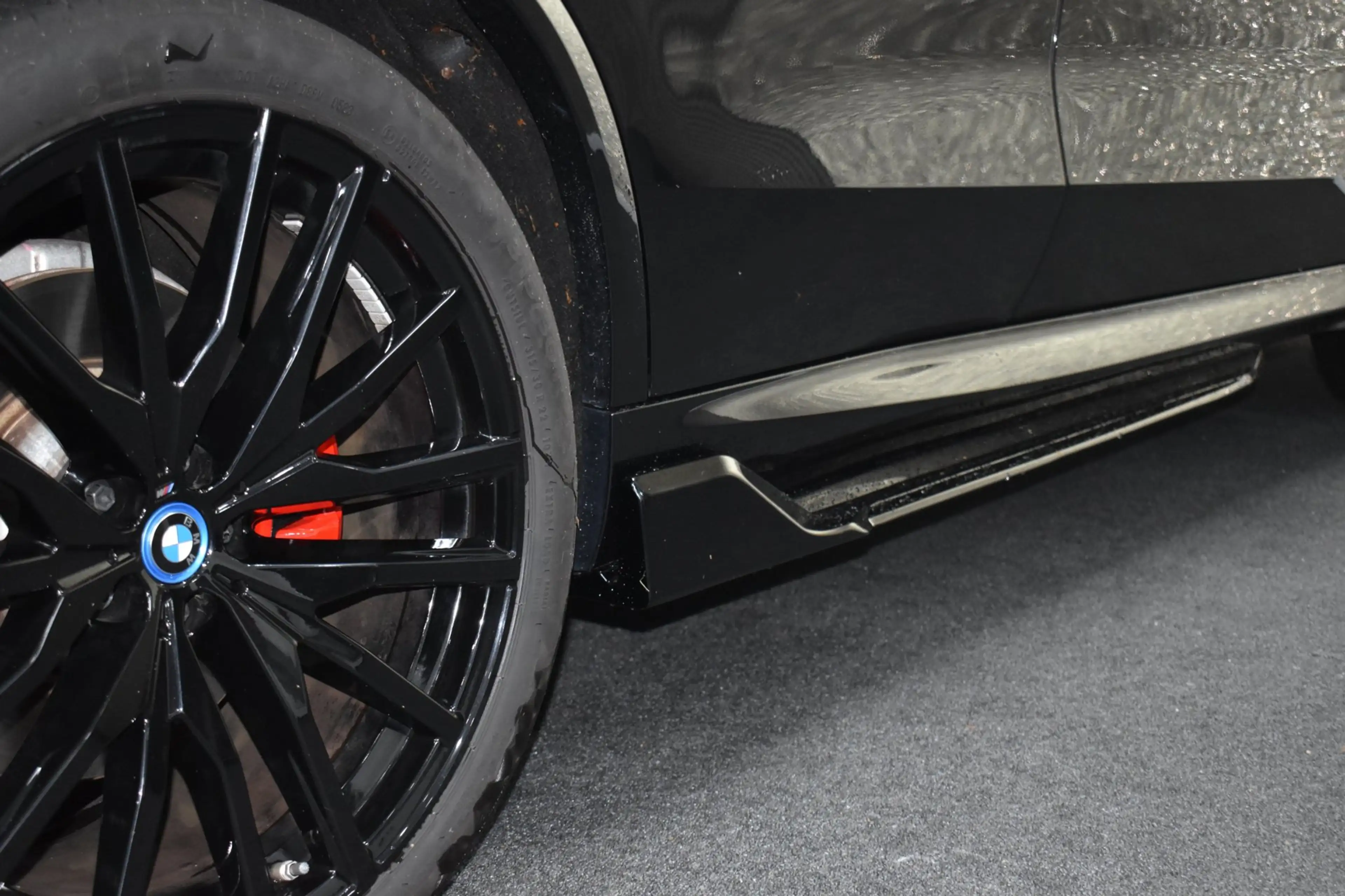 BMW X5 45e M-Sport xDrive 394pk | AKRAPOVIC | CRYSTAL POO — photo 14