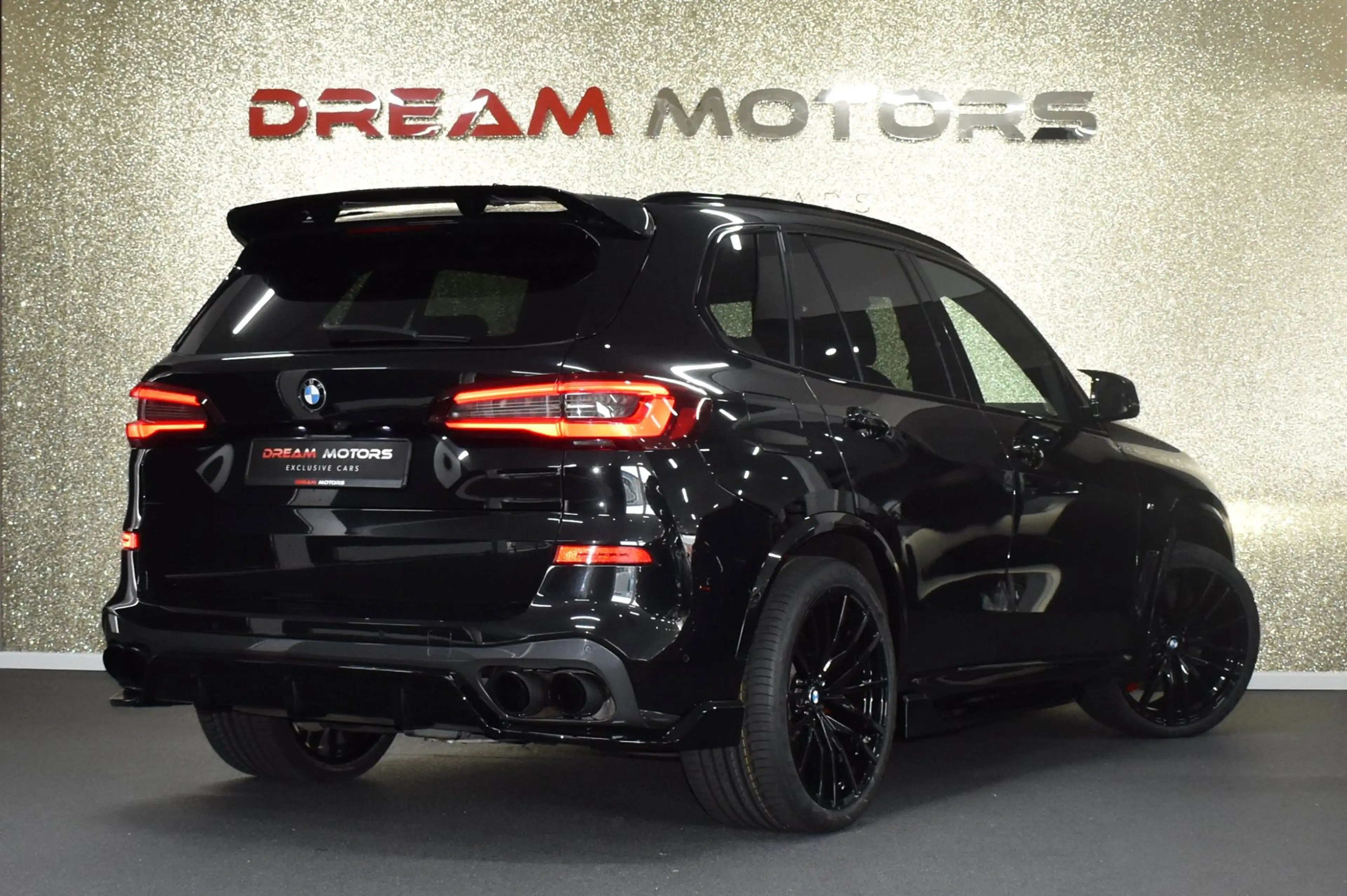 BMW X5 45e M-Sport xDrive 394pk | AKRAPOVIC | CRYSTAL POO — photo 6