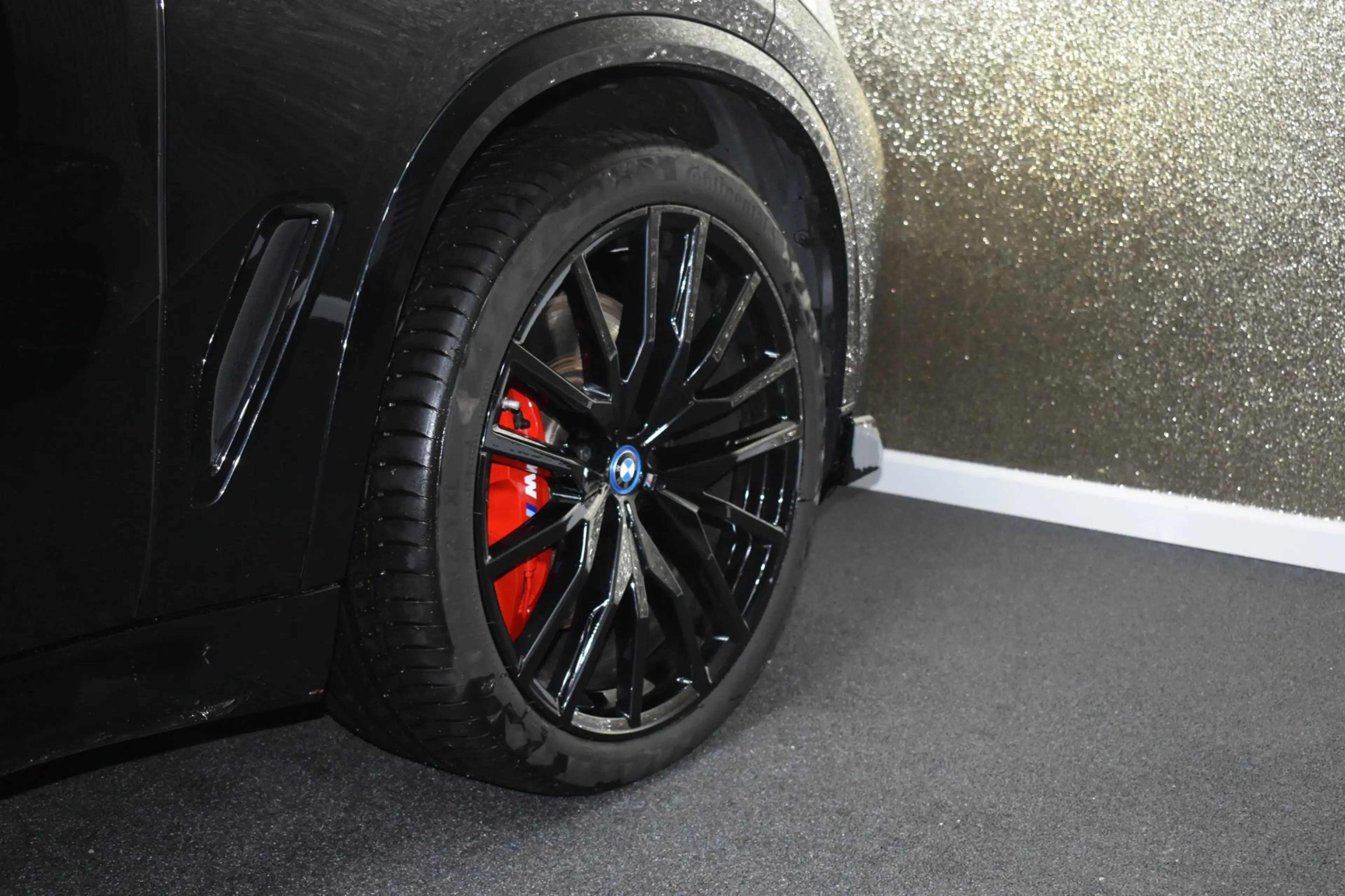 BMW X5 45e M-Sport xDrive 394pk | AKRAPOVIC | CRYSTAL POO — photo 15