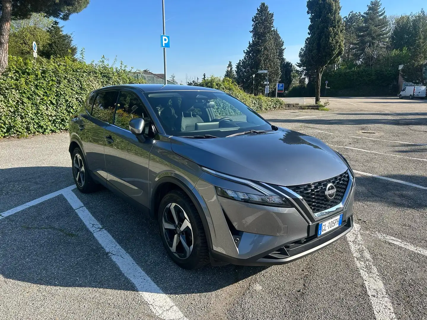 Nissan Qashqai 1.3 dig-t N-Tec 140cv Grigio - 1
