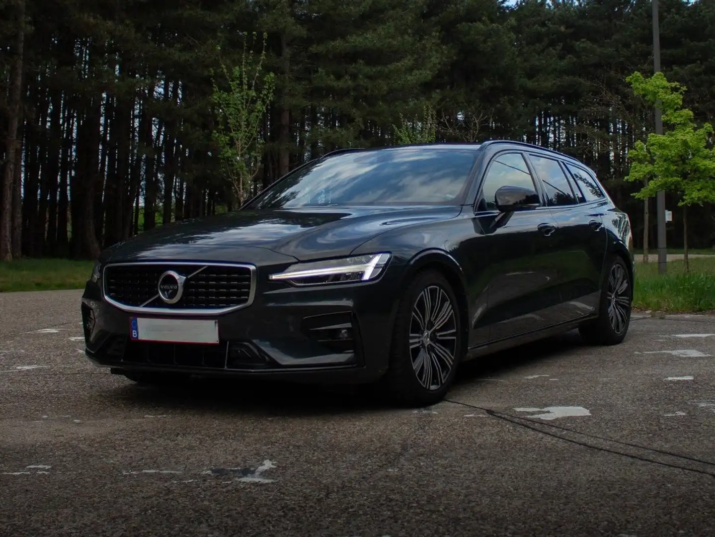 Volvo V60 V60 T4 Geartronic R-Design Gris - 1