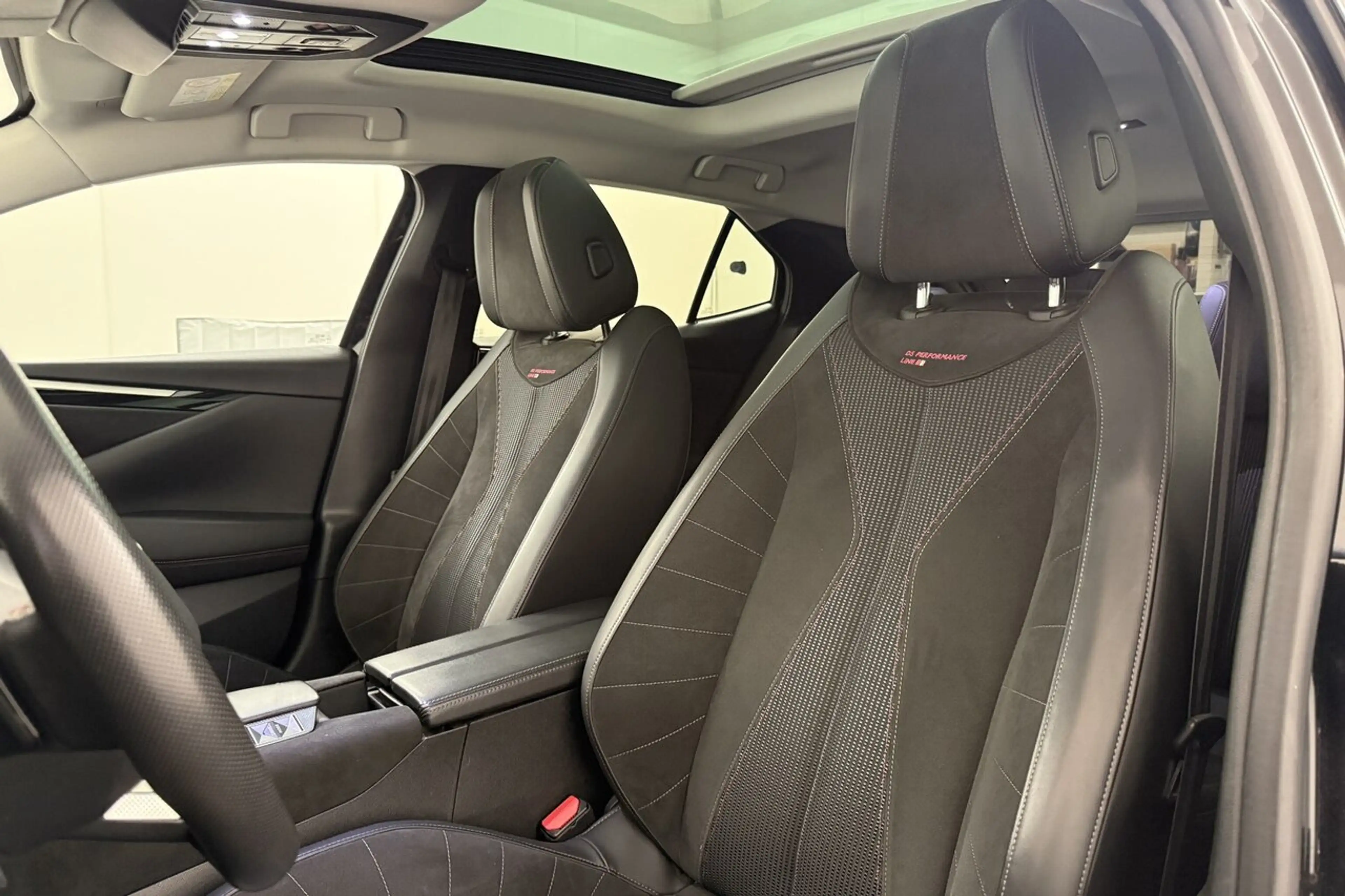 DS Automobiles DS 4 E-TENSE - 225PK - PERFORMANCE LINE — photo 7