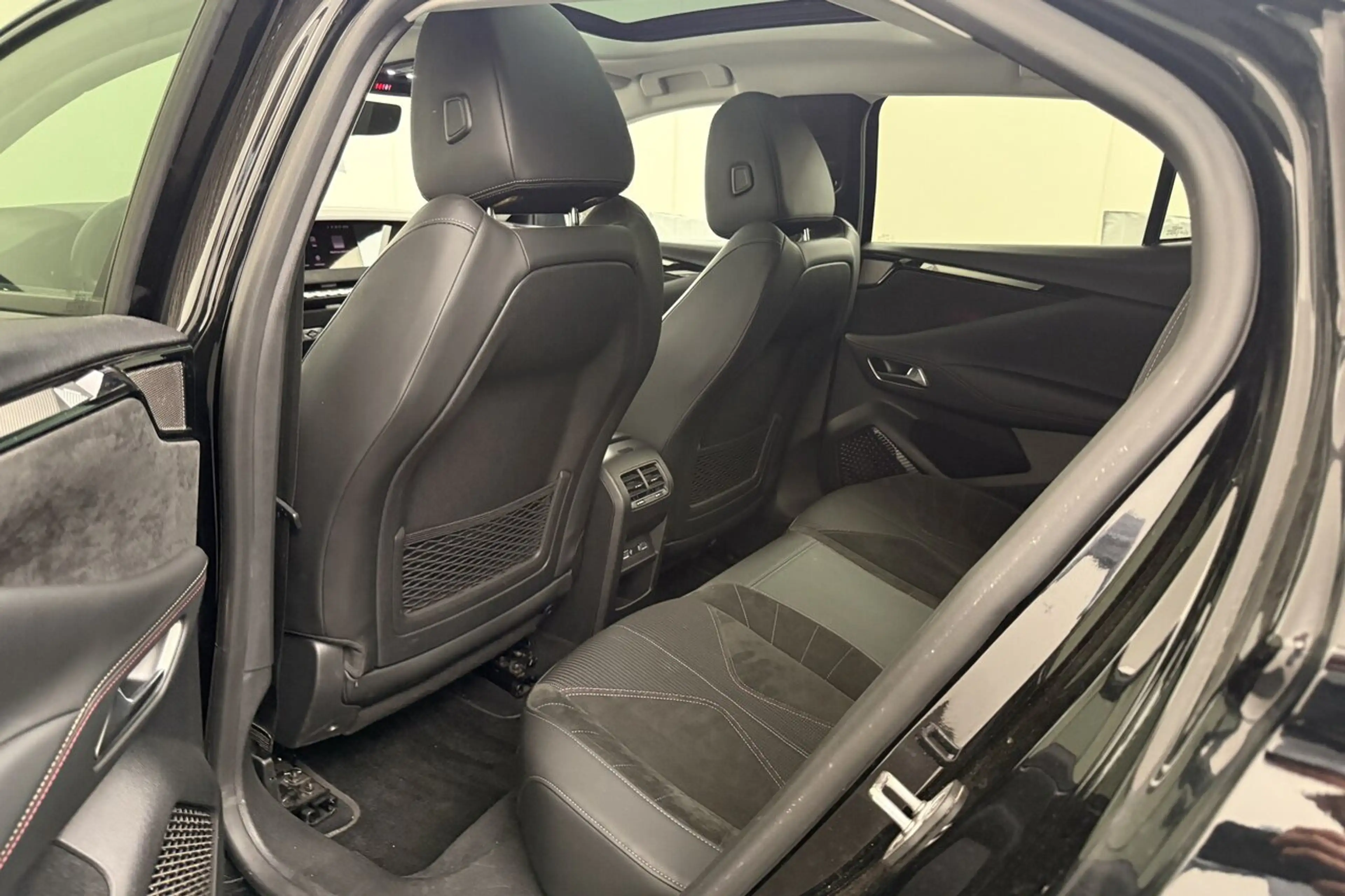 DS Automobiles DS 4 E-TENSE - 225PK - PERFORMANCE LINE — photo 9