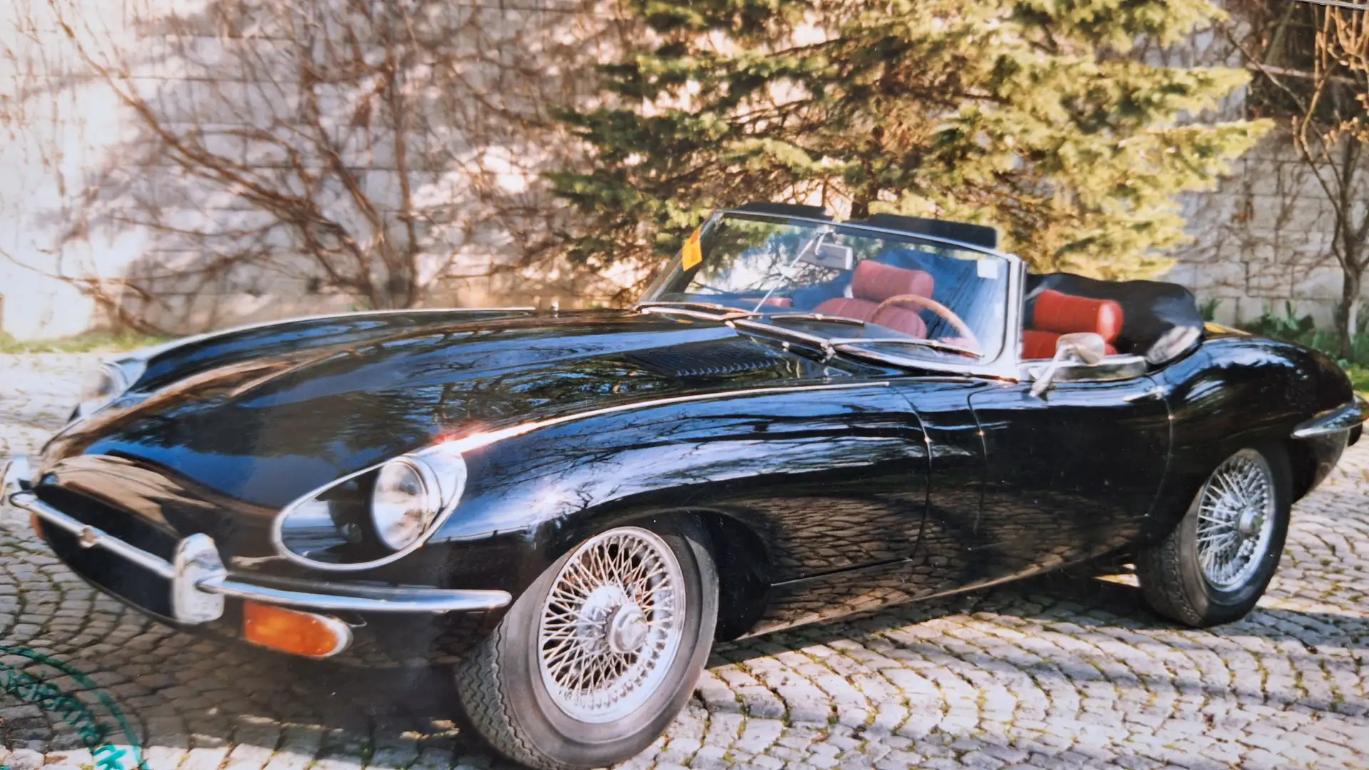 Jaguar E-Type Cabrio Schwarz - 1