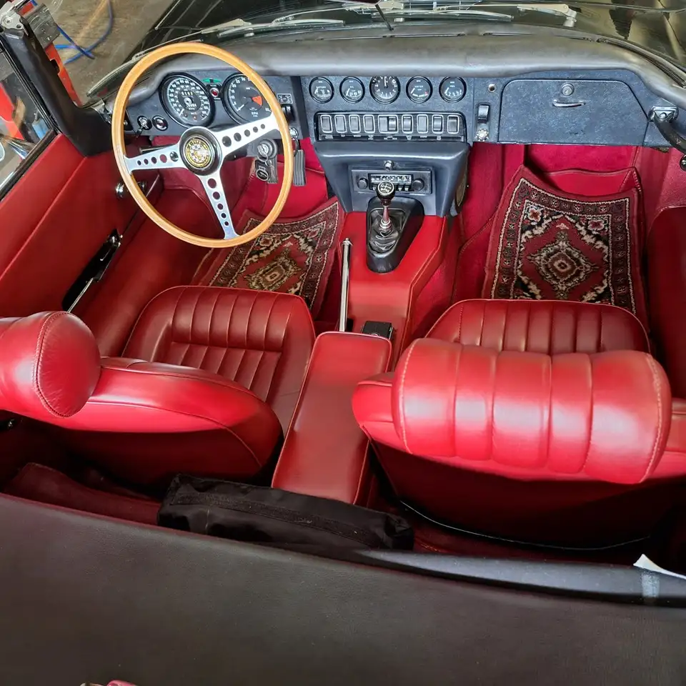 Jaguar E-Type Cabrio, foto 2