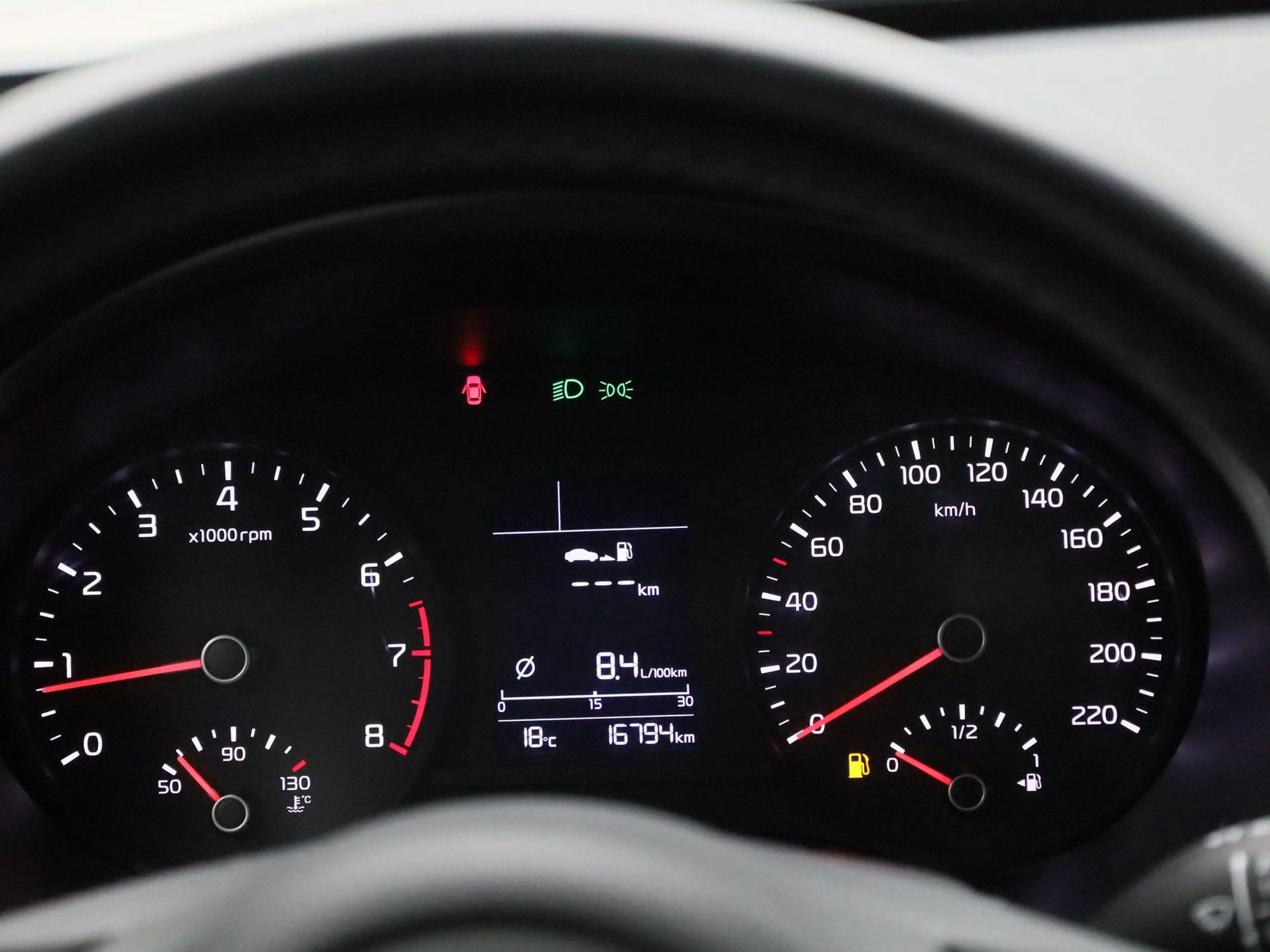 Kia Stonic 1.2 Urban Edition PDC A | Carplay | LMV — photo 10