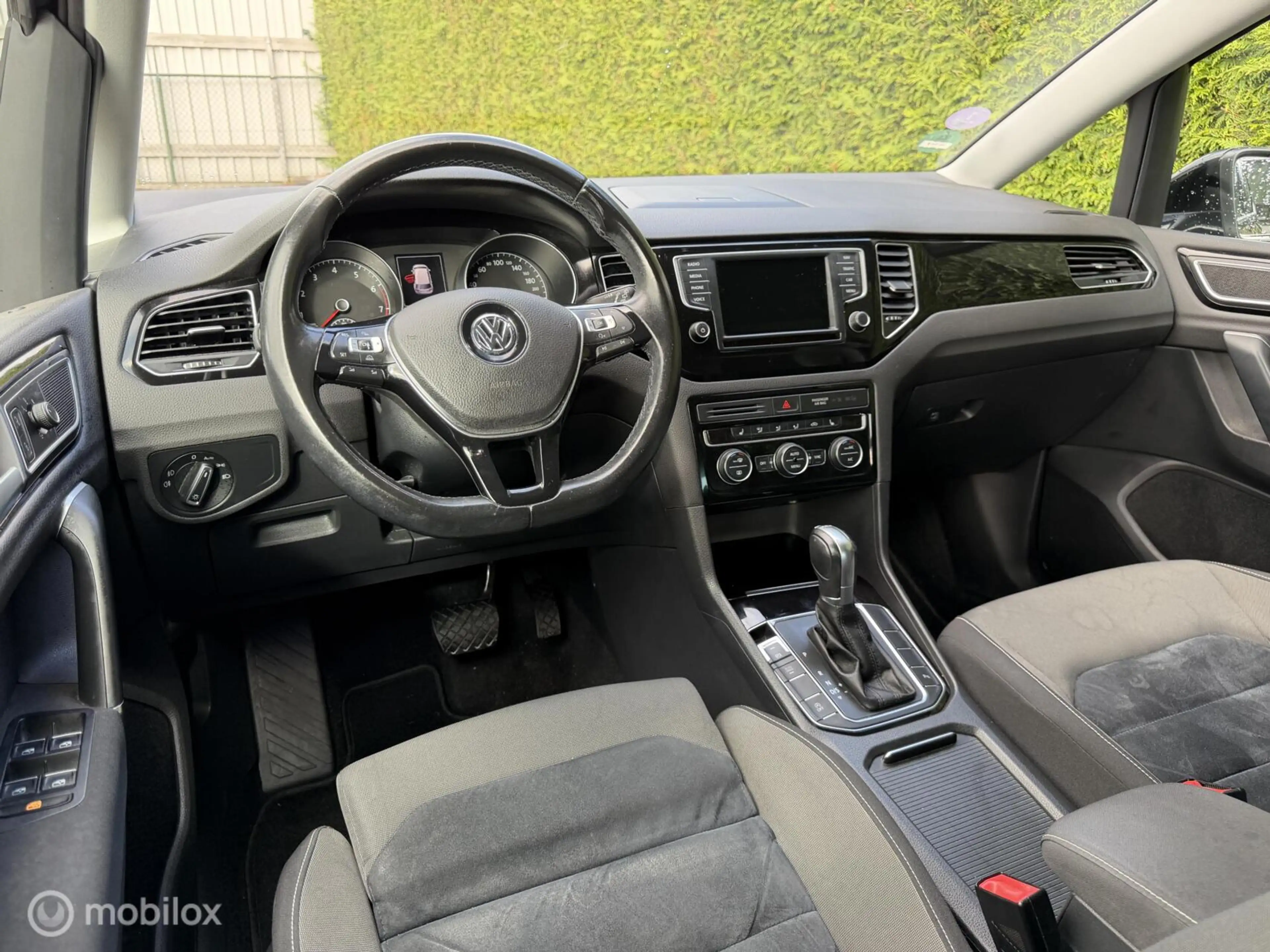 Volkswagen Golf Sportsvan 1.4 TSI Auto Highline Cruise Clima — photo 9