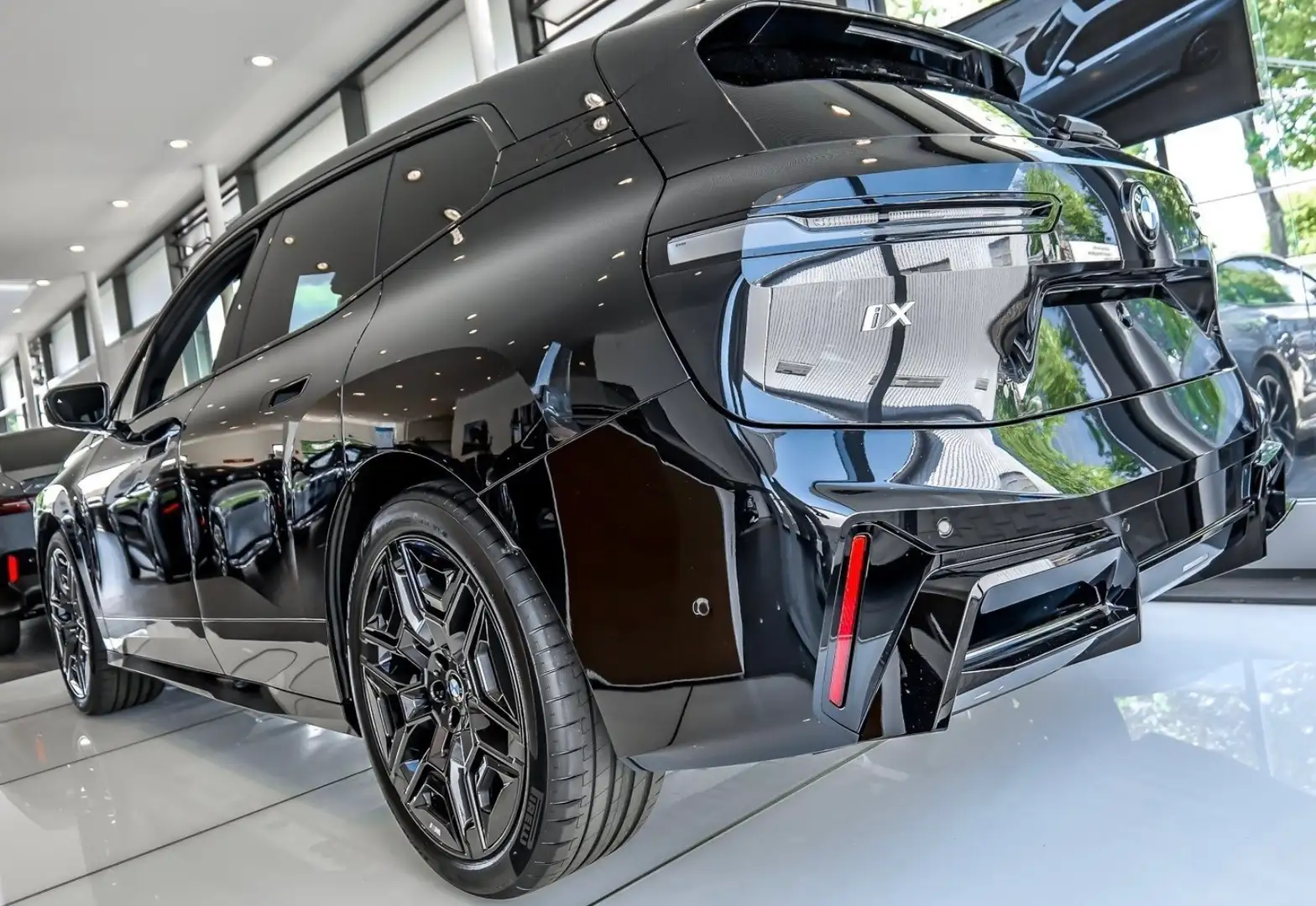 BMW iX xDrive45 | M Sport Pro | INNOV.Pak | Trekhaak |360 Noir - 2