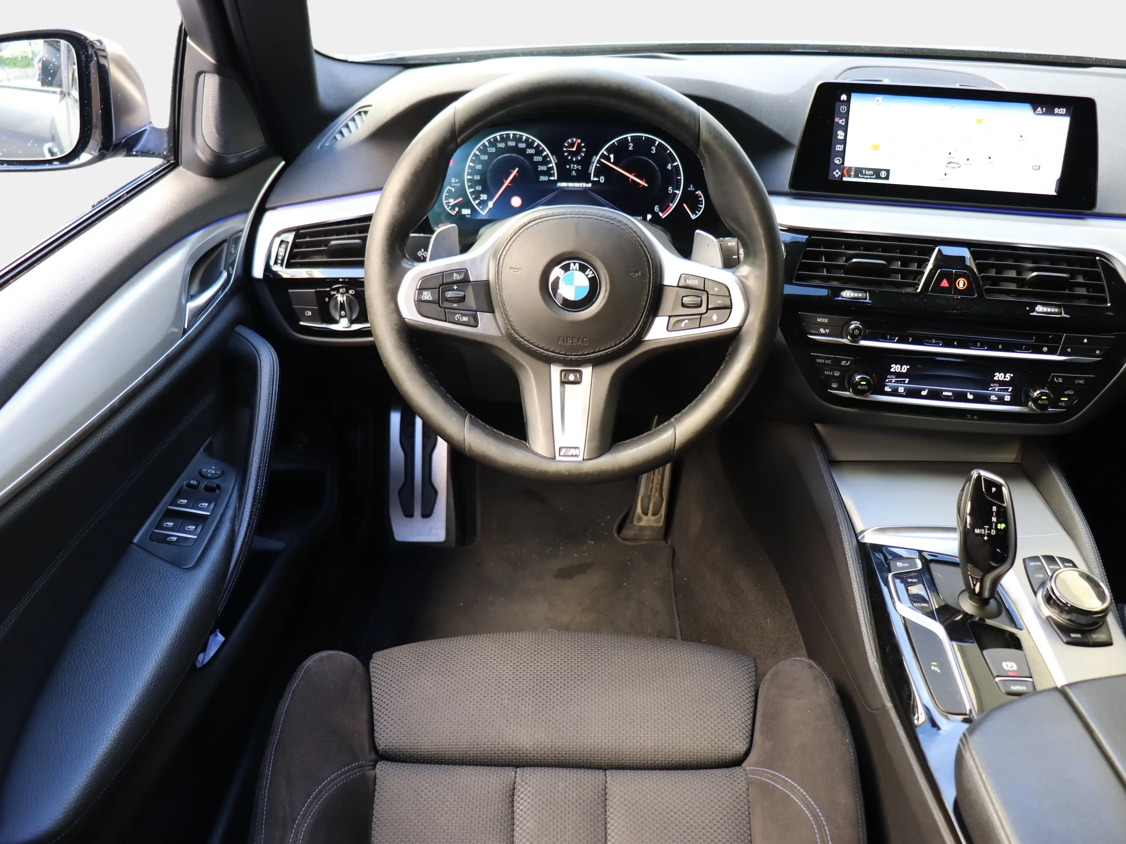 BMW 550 M550d xDrive Touring Verkauf nur an Händler — photo 11