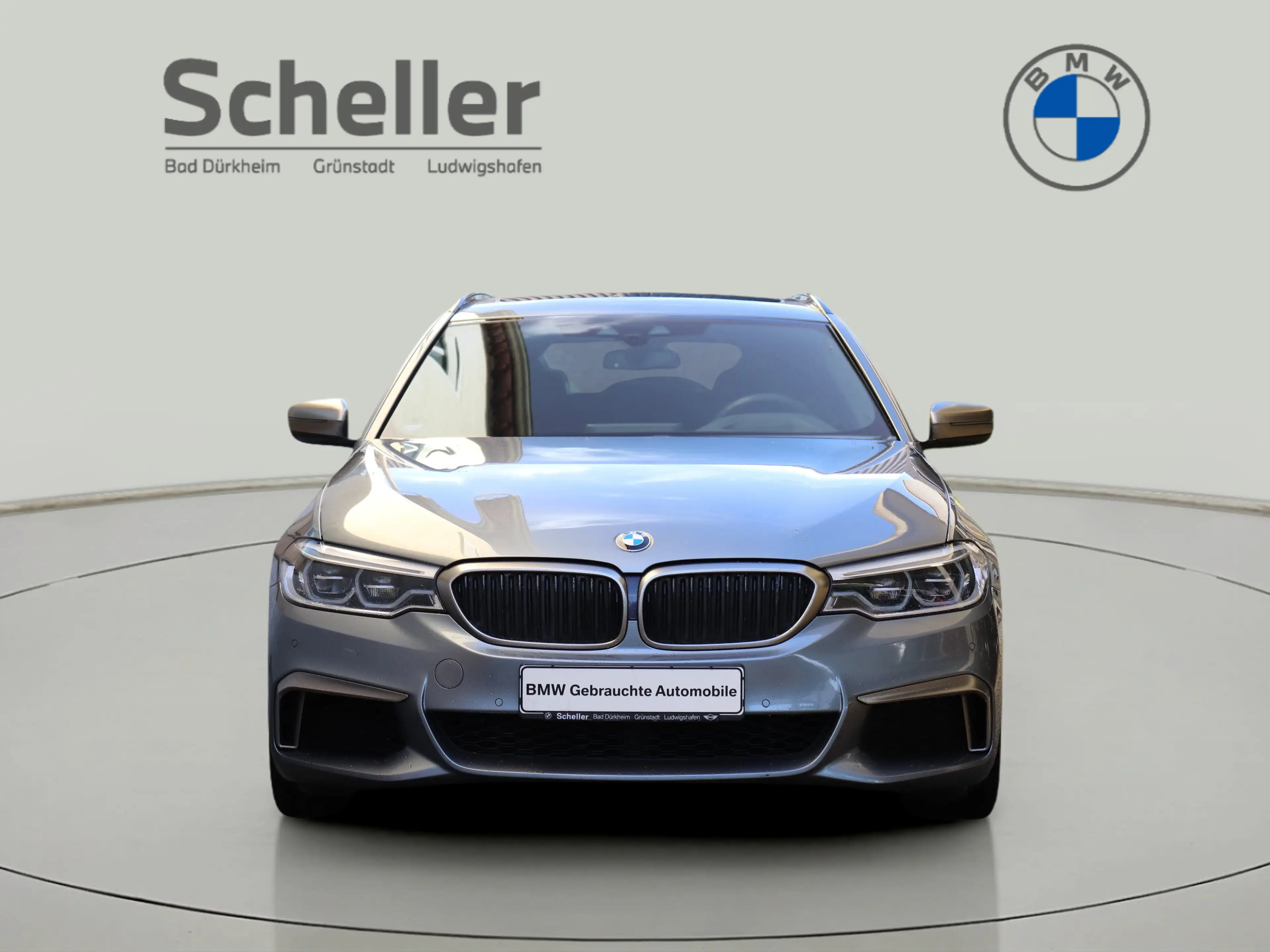 BMW 550 M550d xDrive Touring Verkauf nur an Händler — photo 2