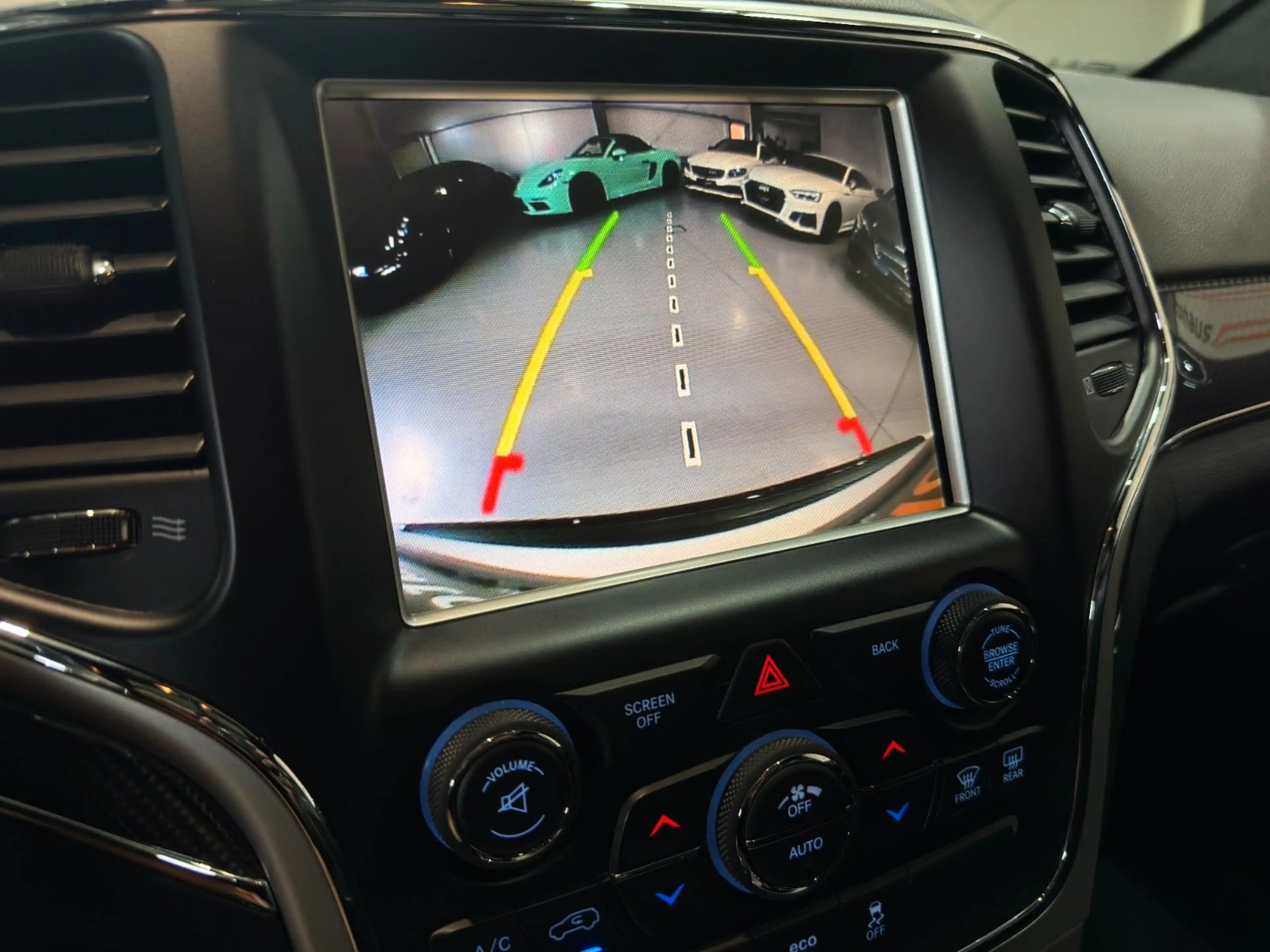 Jeep Grand Cherokee Grand/Cherokee/6.4/V8/HEMI/SRT/PANO/LED/RFK/POWE — photo 12