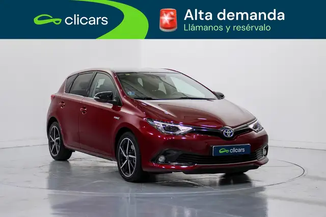 Toyota Auris view 3