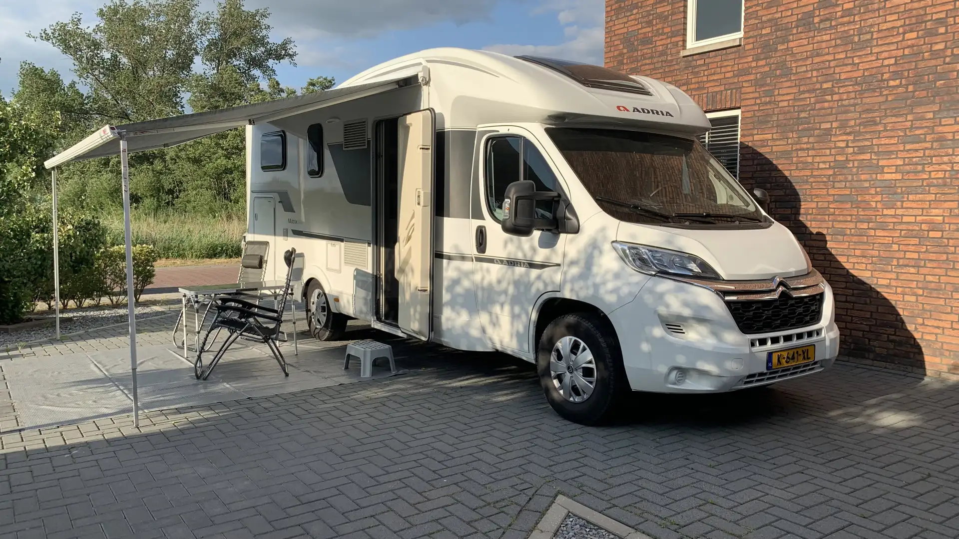 Adria Matrix M670SL Compleet instapklaar en in nieu Weiß - 1