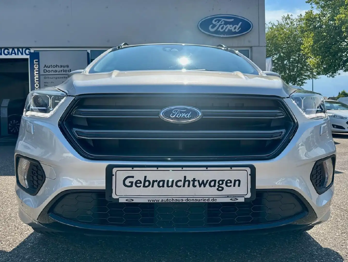Ford Kuga ST-Line Aut. AWD Zilver - 2