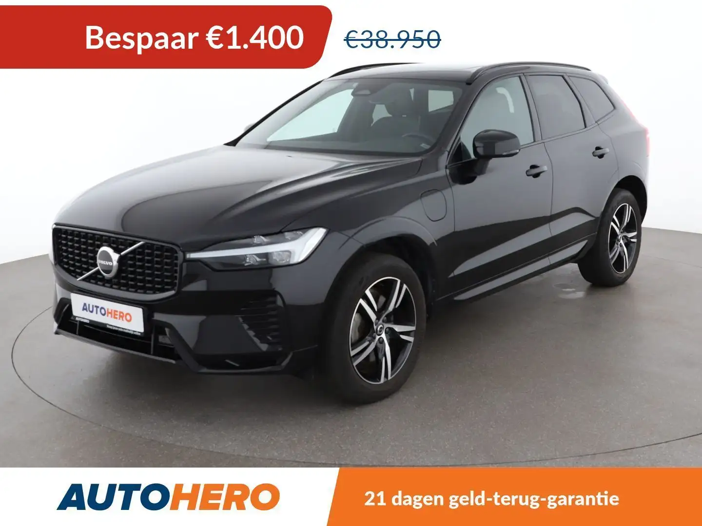 Volvo XC60 2.0 T6 Plug-in Hybrid Inscription AWD Czarny - 1