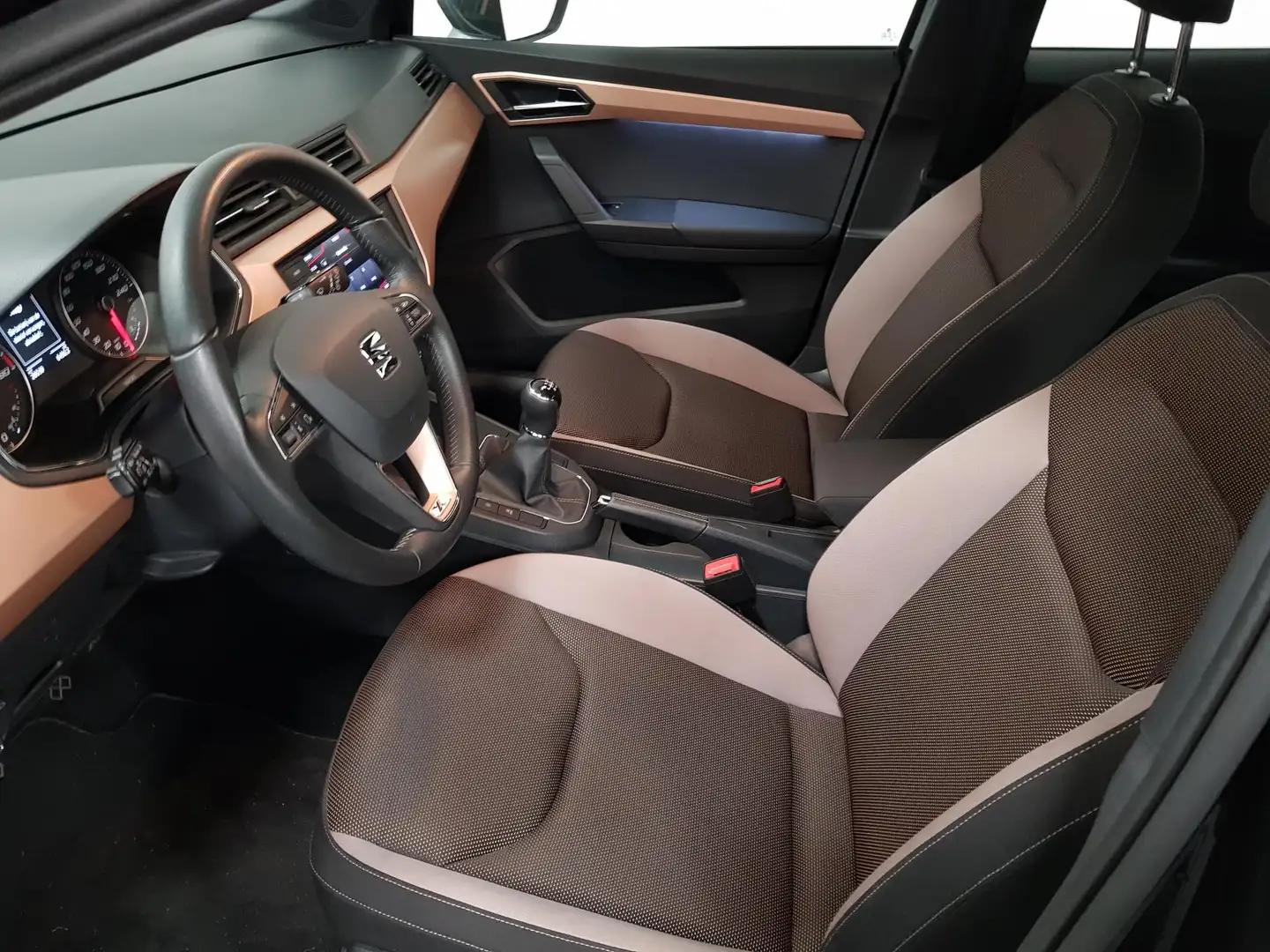 SEAT Ibiza 1.0 TSI 116 pk Excellence | Navigatie | Climate Co Noir - 2