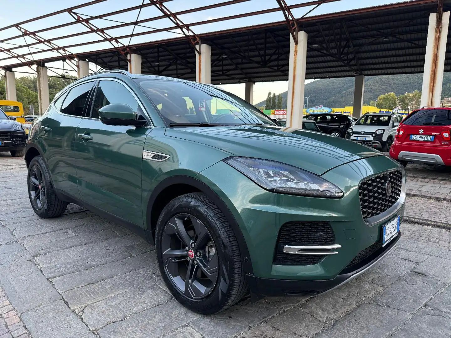 Jaguar E-Pace 2.0 I4 200 CV AWD Auto R-Dynamic S Vert - 1
