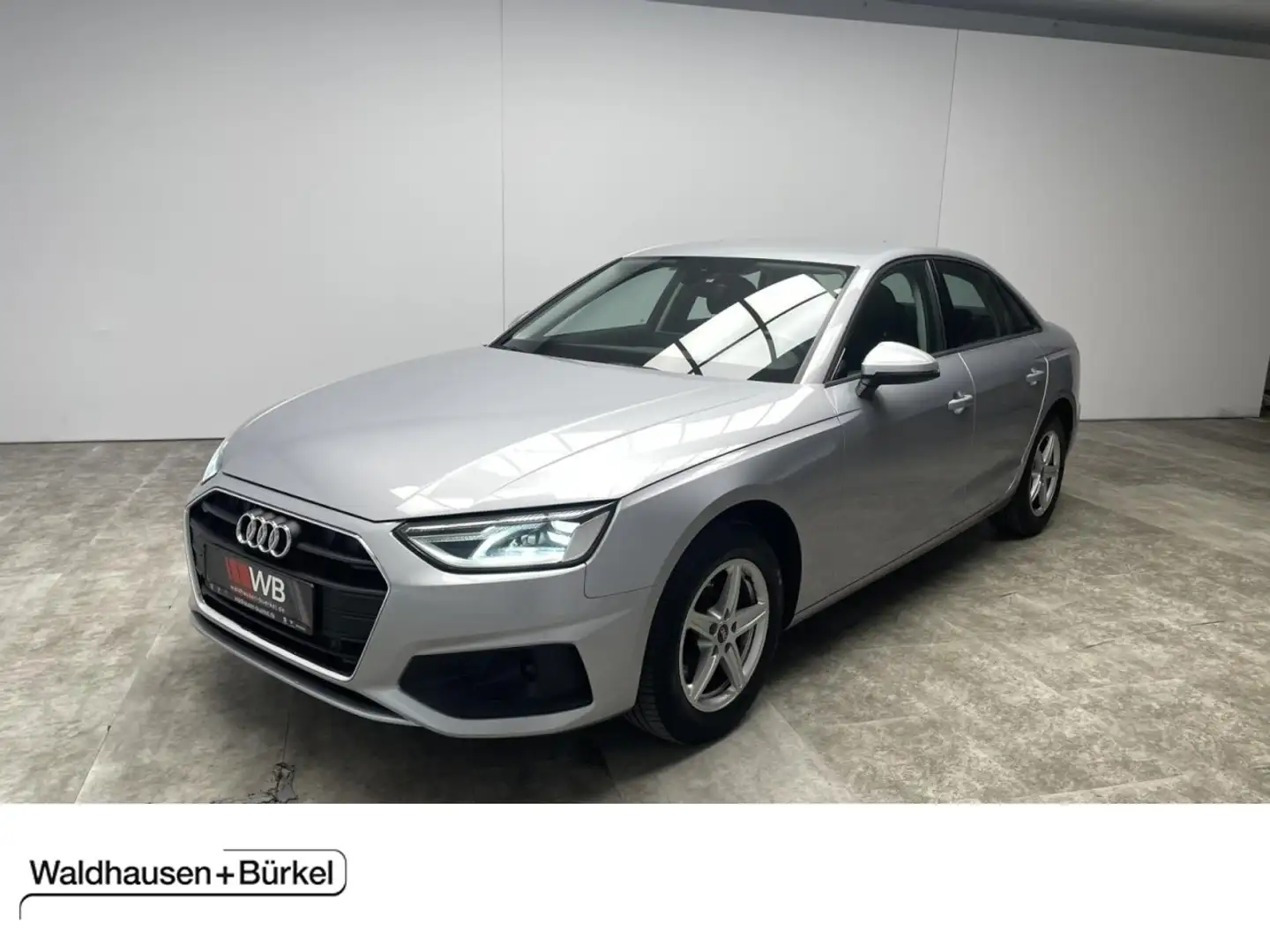 Audi A4 Limousine 30 TDI S-Tronic Klima Navi Einparkhilfe Argent - 1