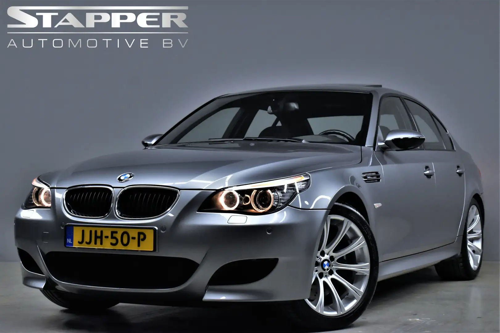 BMW M5 5-serie LCI V10 507pk SMG Dealer OH Topconditie! S Grijs - 1