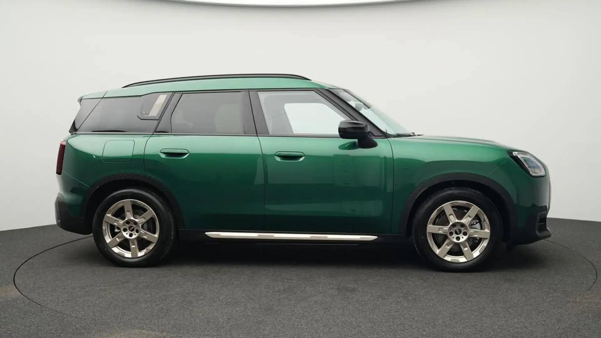 MINI Countryman SE All4 Favoured Trim Vert - 2