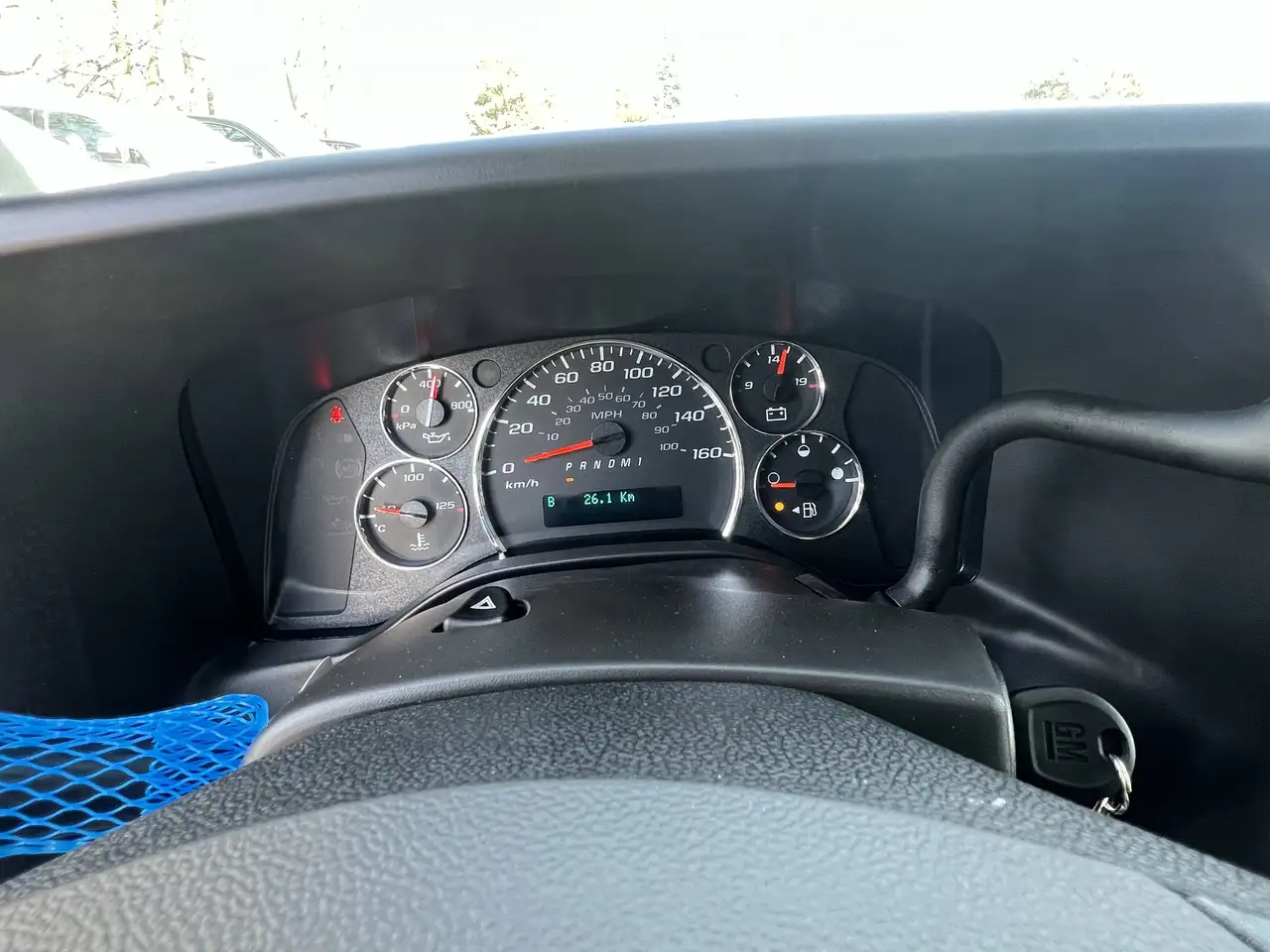 GMC Savana снимка GMC Savana