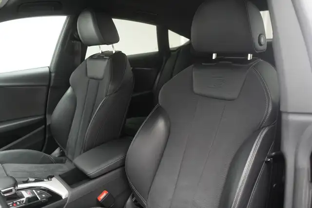 Audi S5 view 10
