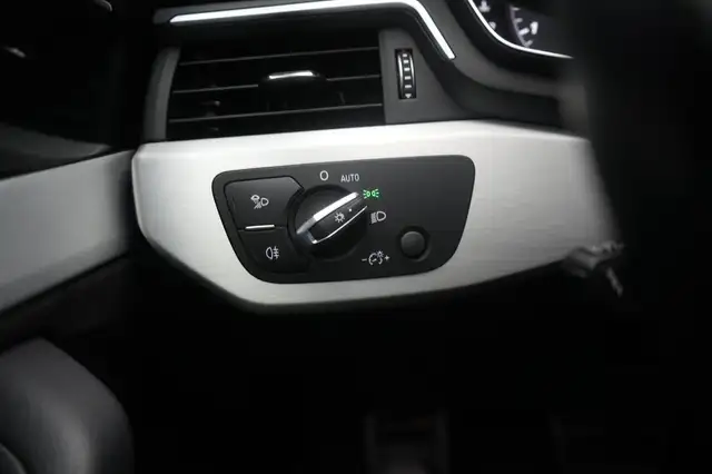 Audi S5 view 26