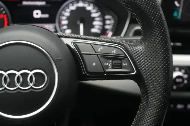 Audi S5 view 20