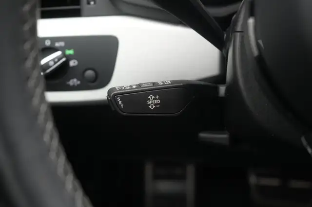 Audi S5 view 24