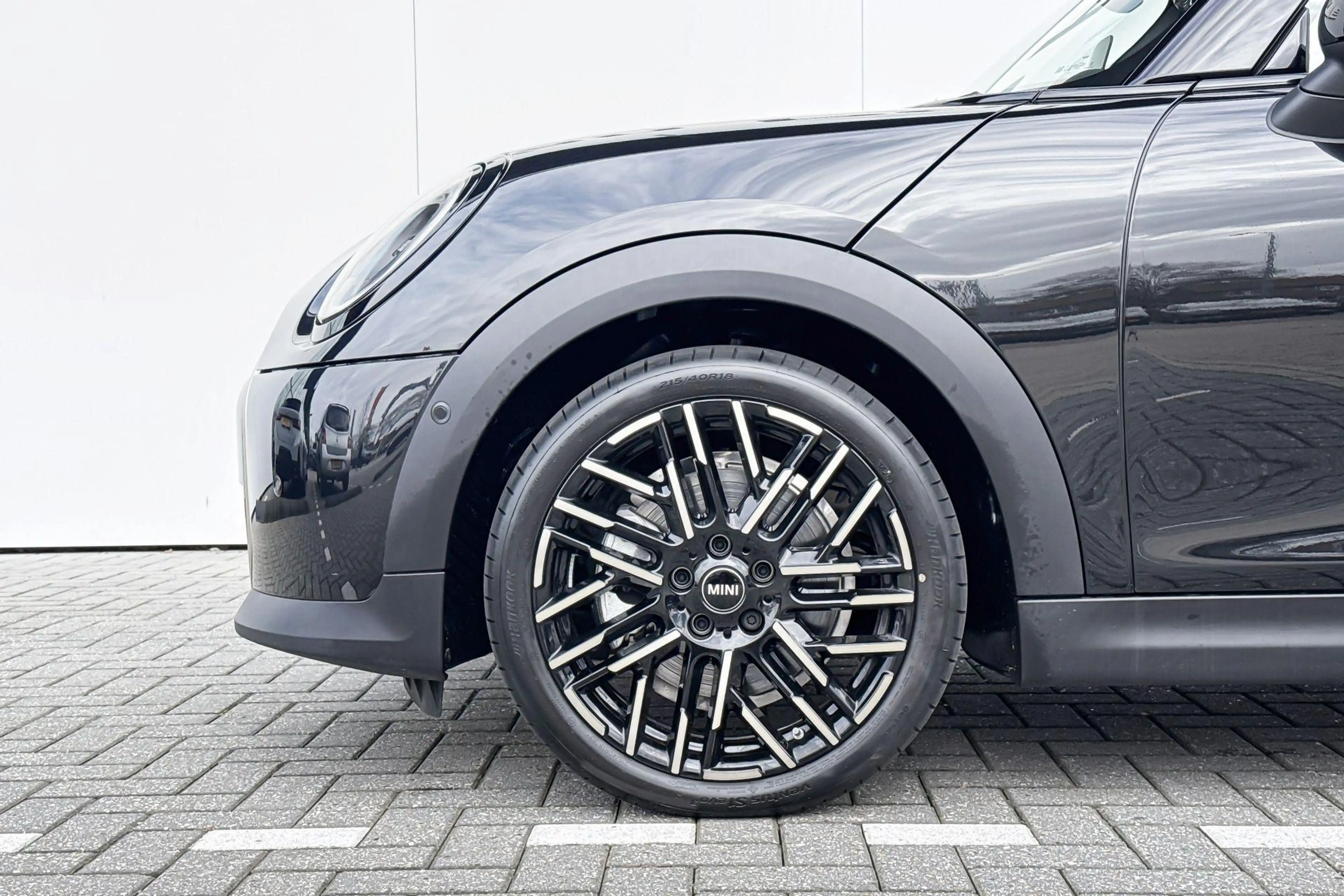 MINI Cooper C Cabrio | John Cooper Works | Pakket M — photo 3