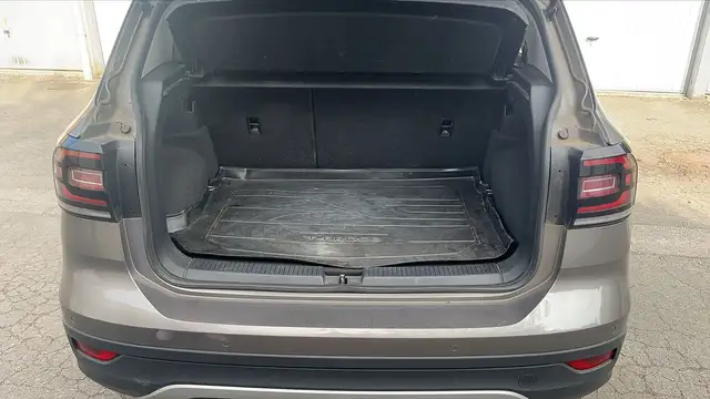 Volkswagen T-Cross view 14